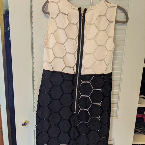 Milly honeycomb black and white dress - Picture 3 of 4